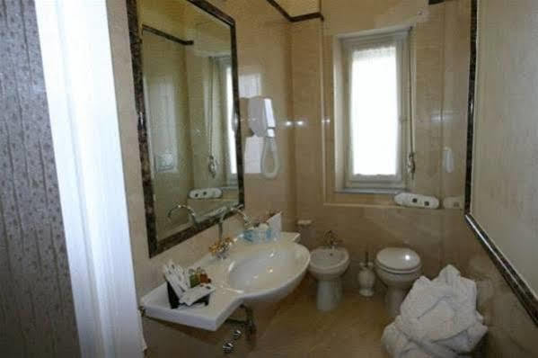 Hotell Croce Di Malta