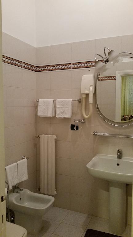 Croce Di Malta Hotell 2*